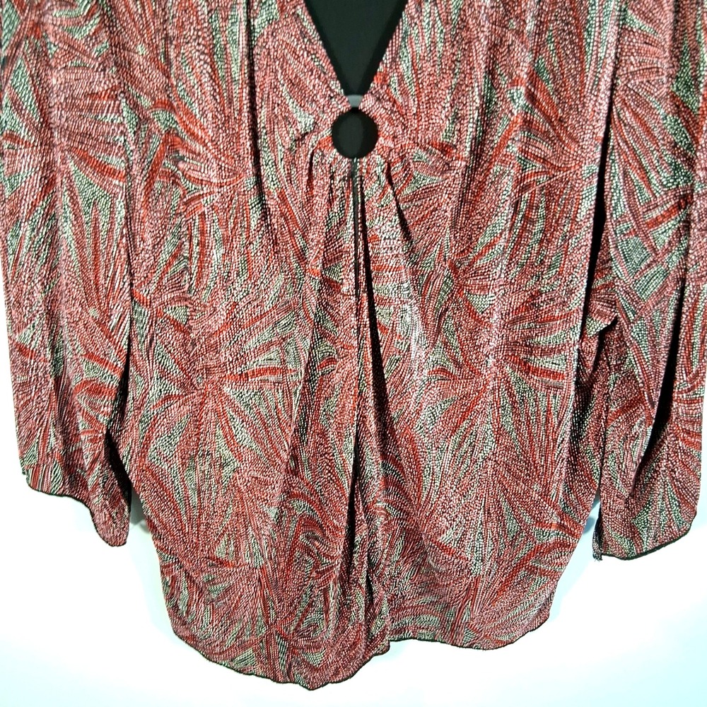 Maggie Barnes Sz 24 Top Red Black Abstract Print 3/4 Sleeve Asymmetrical Sleeve - Picture 3 of 11